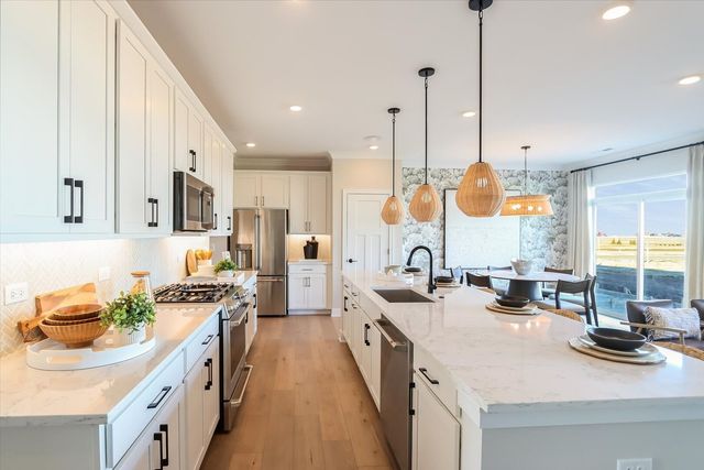 8538 Sperry Court, Woodridge, IL 60517