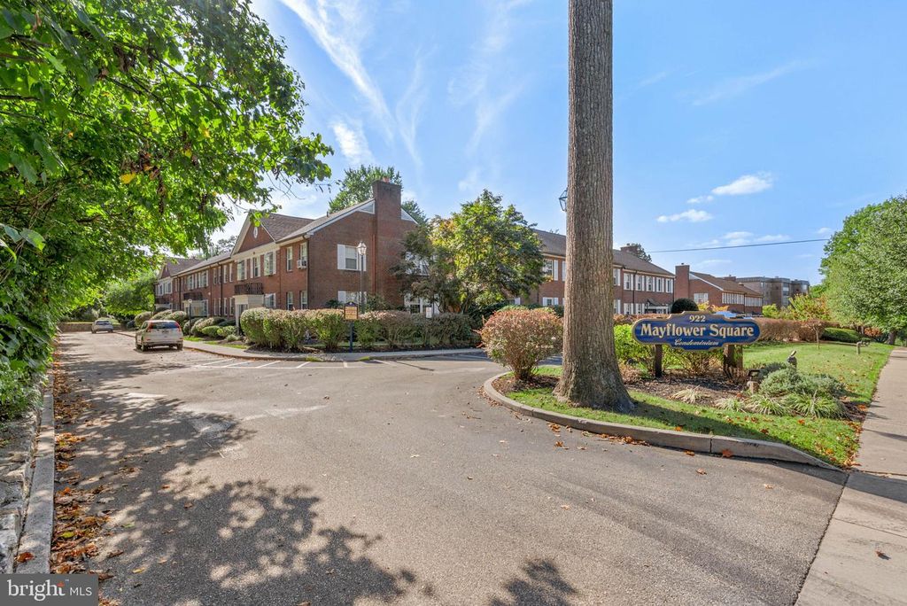 922 MONTGOMERY AVE #C-2, Bryn Mawr, PA 19010