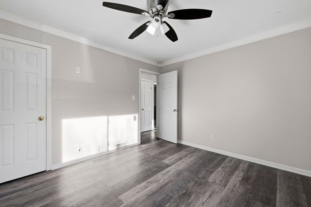 18653 Indian, Redford, MI 48240