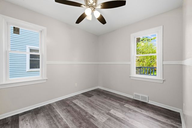 18653 Indian, Redford, MI 48240