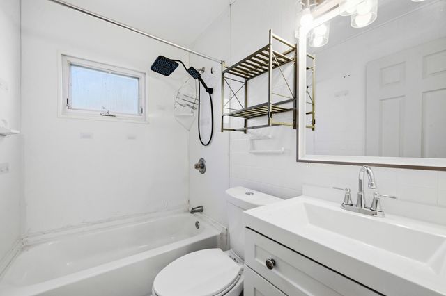 18653 Indian, Redford, MI 48240