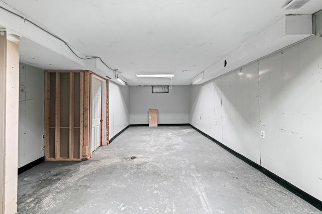 18653 Indian, Redford, MI 48240