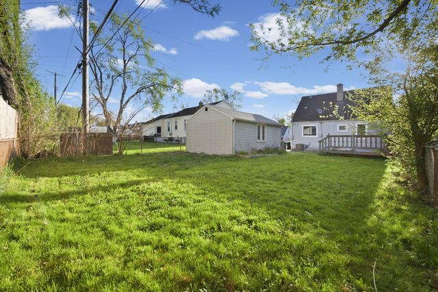 18653 Indian, Redford, MI 48240