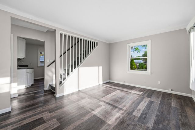 18653 Indian, Redford, MI 48240