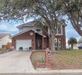 3529 Sol Dorado Street, Edinburg, TX 78542