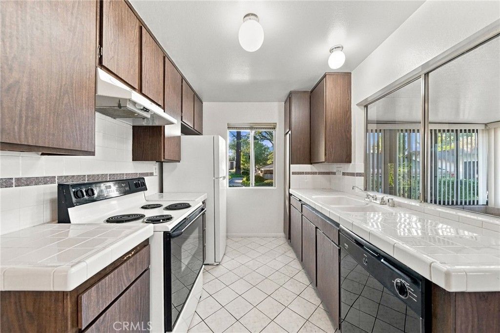 26335 Oak Highland A, Newhall, CA 91321 — photo 5