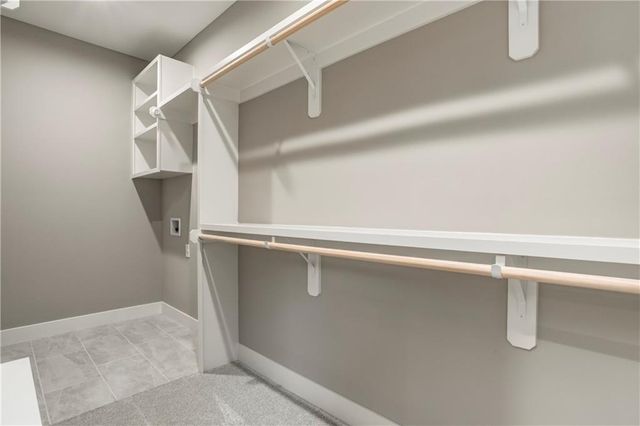 16849 W 164th Terrace, Olathe, KS 66062