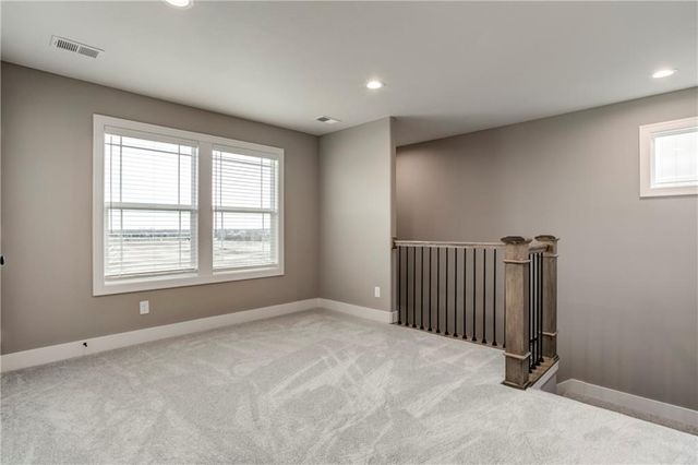 16849 W 164th Terrace, Olathe, KS 66062