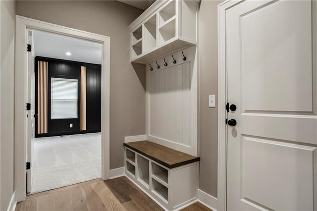 16849 W 164th Terrace, Olathe, KS 66062