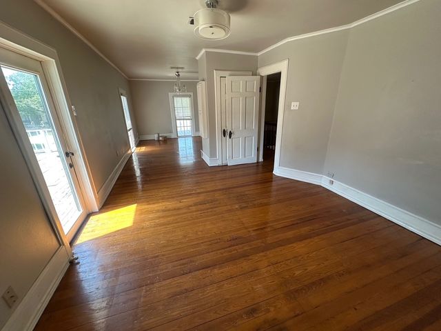 928 S Lindsay Street, Gainesville, TX 76240