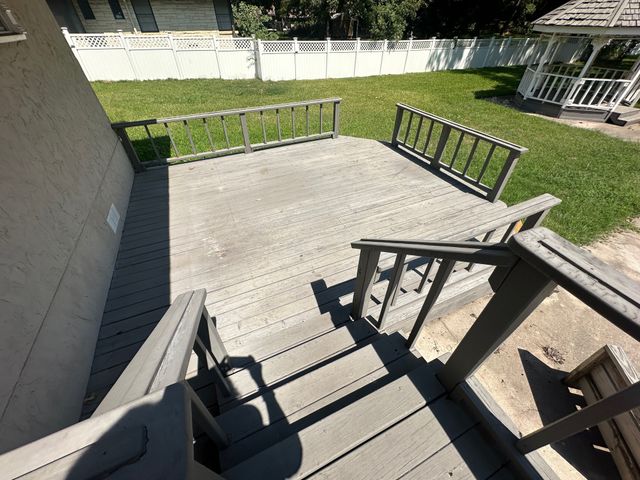 928 S Lindsay Street, Gainesville, TX 76240