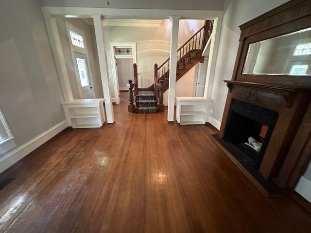 928 S Lindsay Street, Gainesville, TX 76240