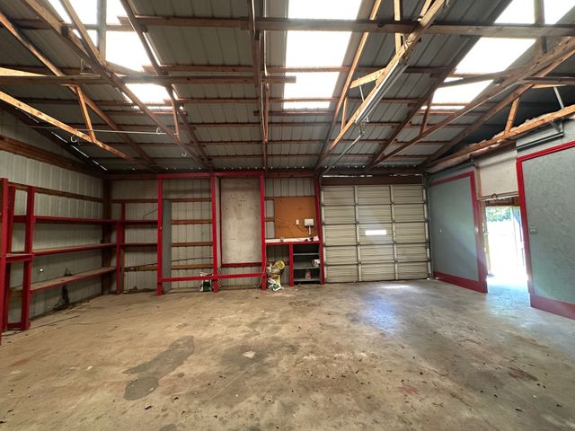 928 S Lindsay Street, Gainesville, TX 76240