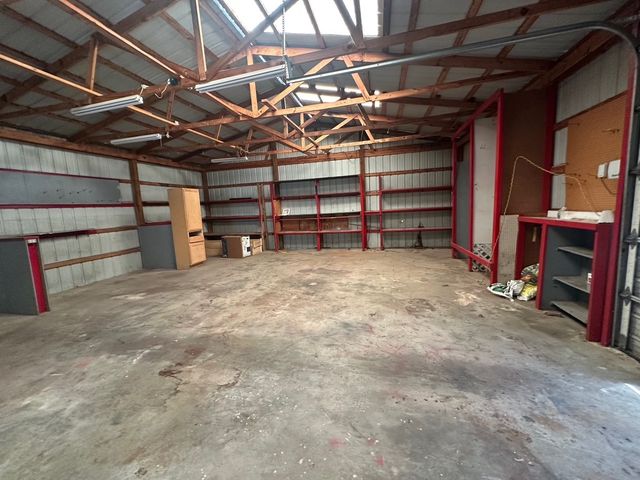 928 S Lindsay Street, Gainesville, TX 76240