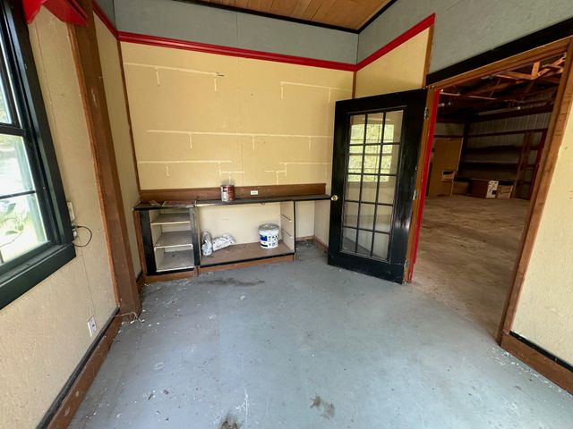 928 S Lindsay Street, Gainesville, TX 76240