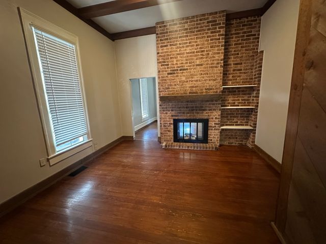 928 S Lindsay Street, Gainesville, TX 76240