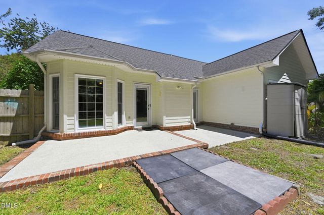 1107 Mill Run Road, Sneads Ferry, NC 28460