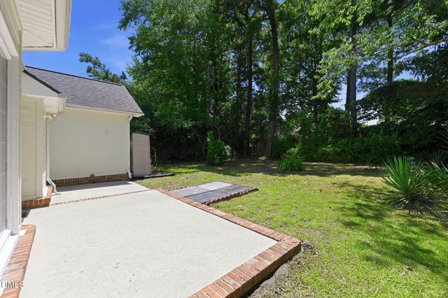 1107 Mill Run Road, Sneads Ferry, NC 28460