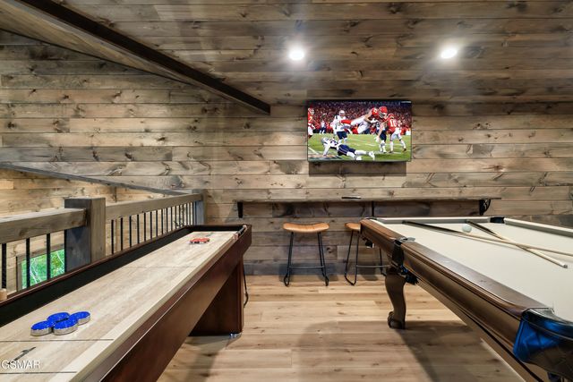 2420 Cove Mtn Lane, Sevierville, TN 37862