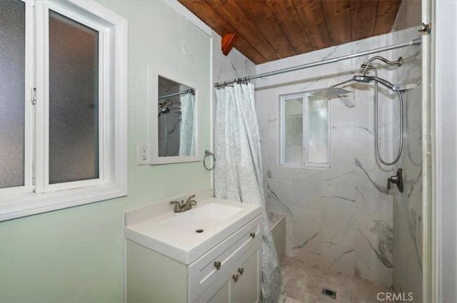 23869 Wildwood, Crestline, CA 92325