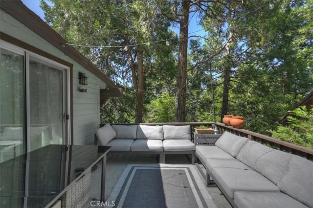 23869 Wildwood, Crestline, CA 92325