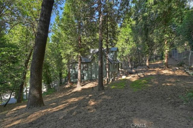 23869 Wildwood, Crestline, CA 92325