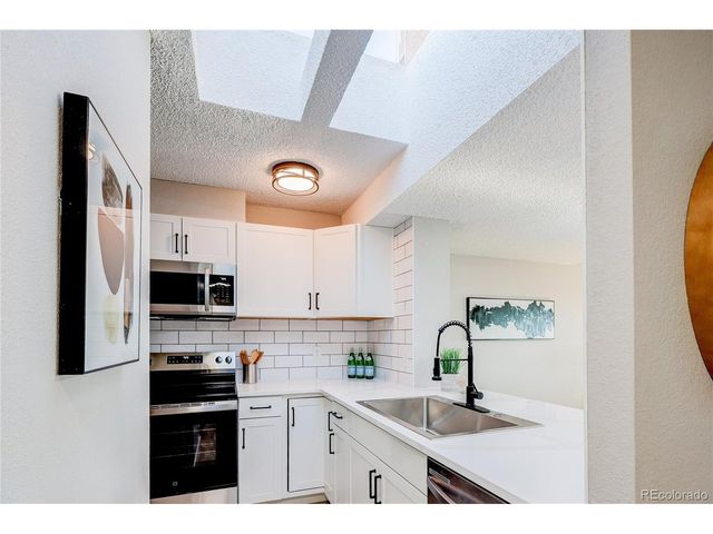 2880 S Locust 709S, Denver, CO 80222