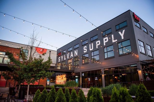 830 42nd Ave, N, Nashville, TN 37209