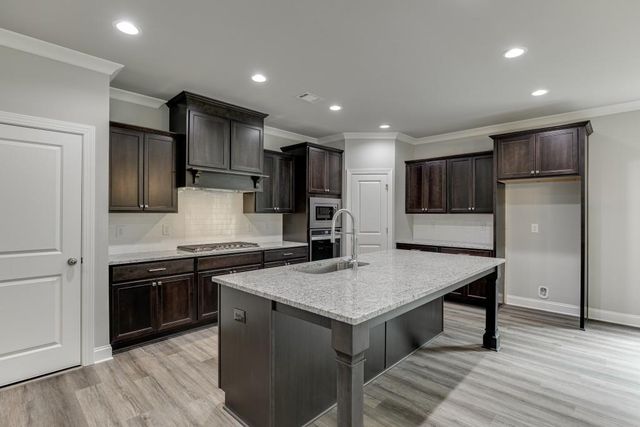 5617 Ernest Way, Flowery Branch, GA 30542