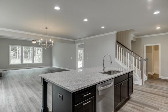 5617 Ernest Way, Flowery Branch, GA 30542