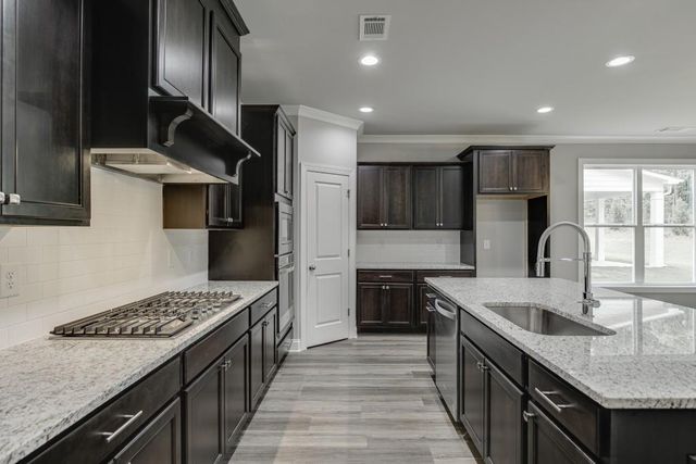 5617 Ernest Way, Flowery Branch, GA 30542