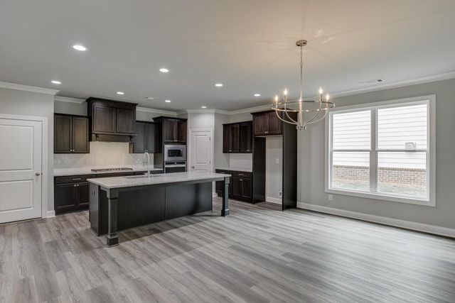 5617 Ernest Way, Flowery Branch, GA 30542