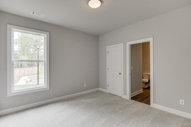 5617 Ernest Way, Flowery Branch, GA 30542