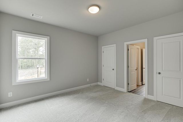 5617 Ernest Way, Flowery Branch, GA 30542