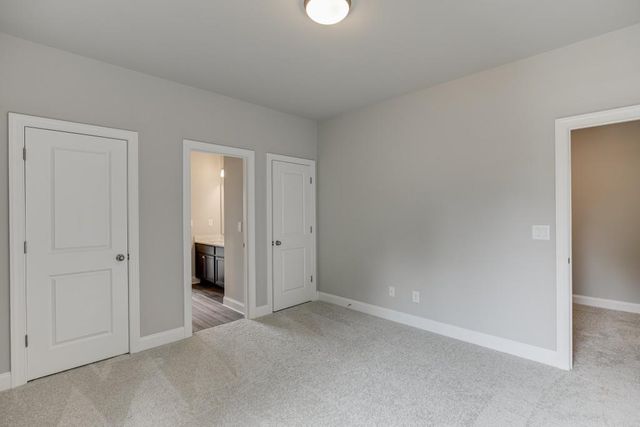 5617 Ernest Way, Flowery Branch, GA 30542