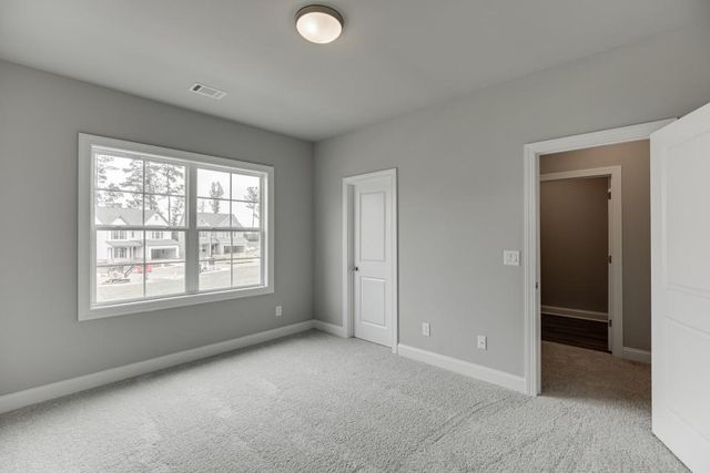 5617 Ernest Way, Flowery Branch, GA 30542