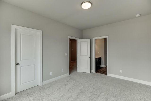 5617 Ernest Way, Flowery Branch, GA 30542