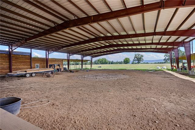 1050 SE 8th Street, Atkins, AR 72823
