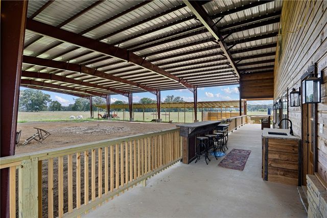 1050 SE 8th Street, Atkins, AR 72823