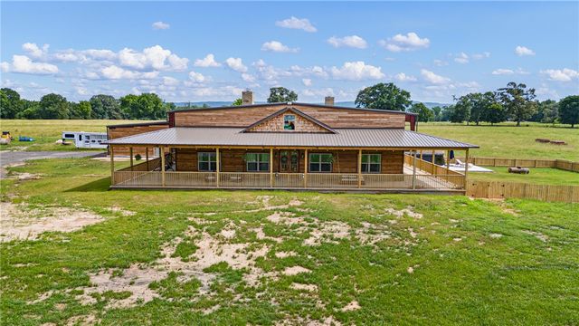 1050 SE 8th Street, Atkins, AR 72823