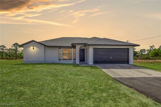 3760 50th AVE NE, Naples, FL 34120