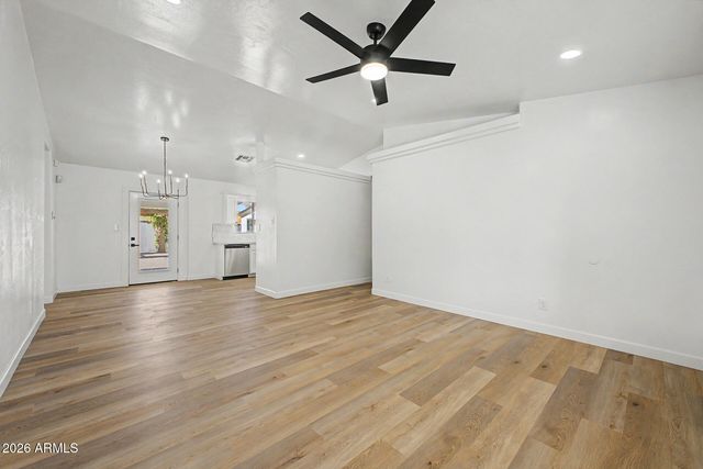 3802 W SUNLAND Avenue, Phoenix, AZ 85041