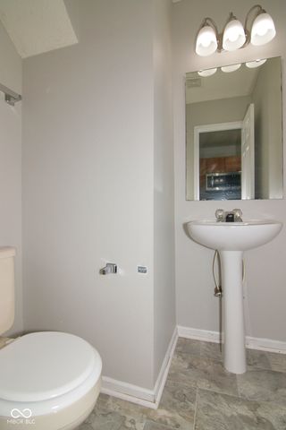 2812 Redland Lane, Indianapolis, IN 46217