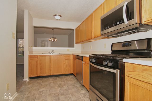 2812 Redland Lane, Indianapolis, IN 46217