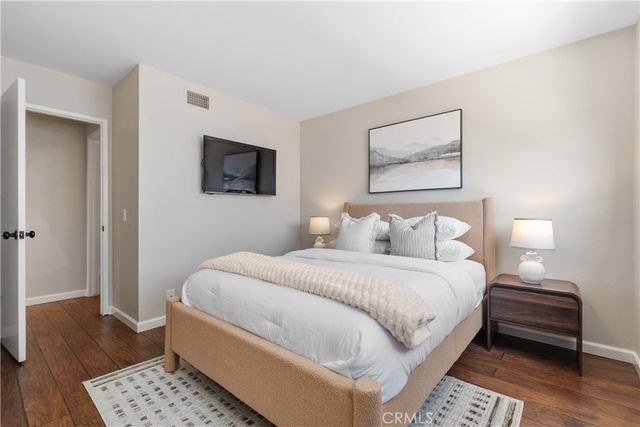 872 S Havenwood Circle, Orange, CA 92869