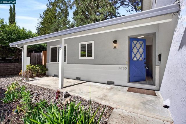 2083 Donald Dr, Moraga, CA 94556
