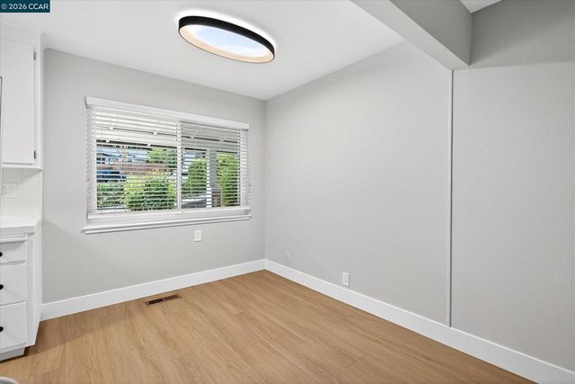 2083 Donald Dr, Moraga, CA 94556