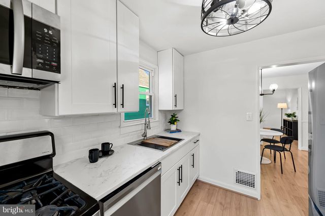 2511 WENTWORTH RD, Baltimore, MD 21234