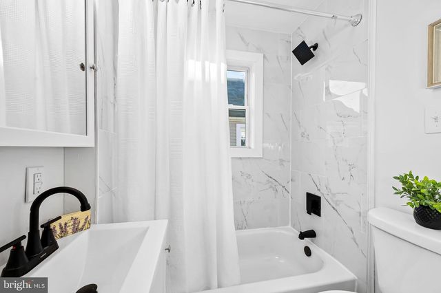 2511 WENTWORTH RD, Baltimore, MD 21234