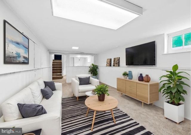 2511 WENTWORTH RD, Baltimore, MD 21234